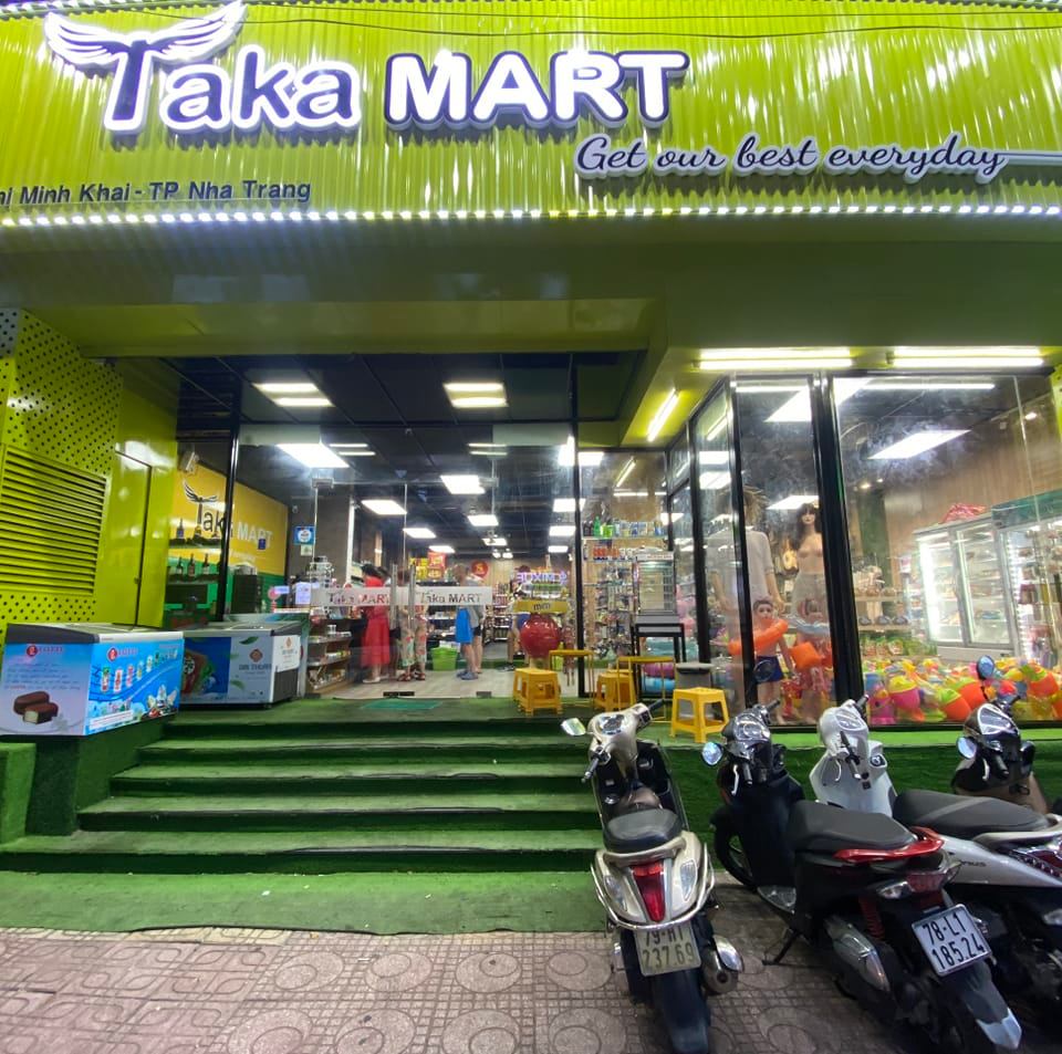 HỆ THỐNG SIÊU THỊ TAKA